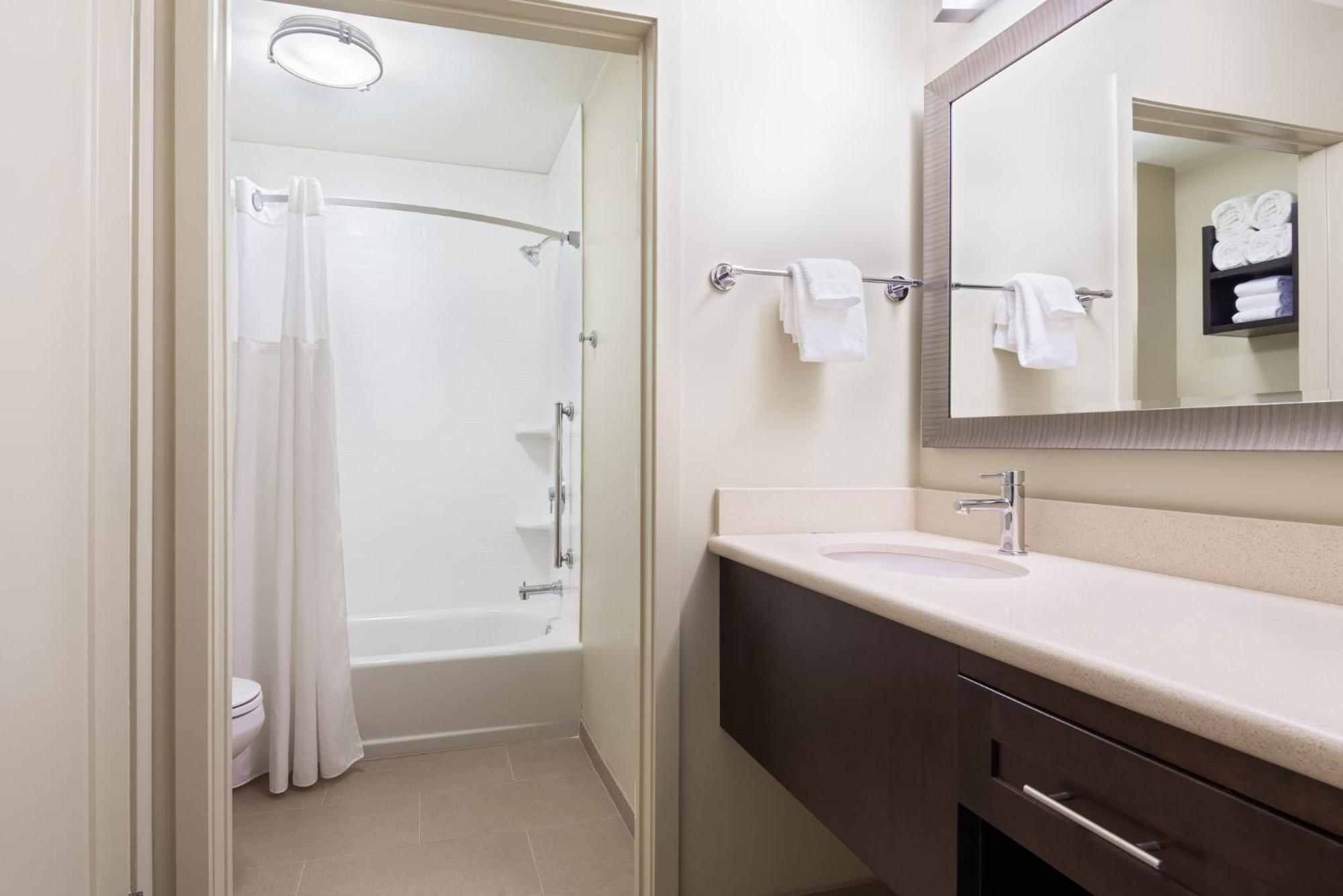 Staybridge Suites - Miami International Airport By Ihg Екстериор снимка